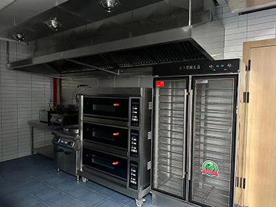 فرادة عجين بقاعدة أرضية