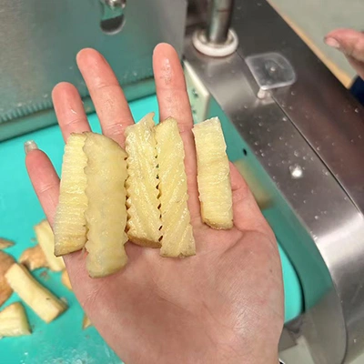 ماكينة تقطيع خضروات متعددة المهام