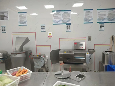 قطاعة الخضروات إلى شرائح