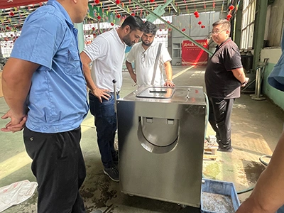 ماكينة تقشير الخضار ذات الفرش