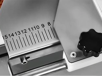 منشار تقطيع لحوم بقاعدة أرضية